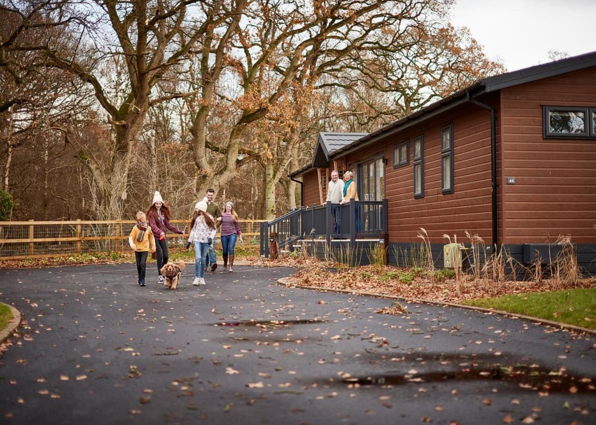 Norfolk Woods Resort And Spa Narborough (Norfolk) Exterior foto